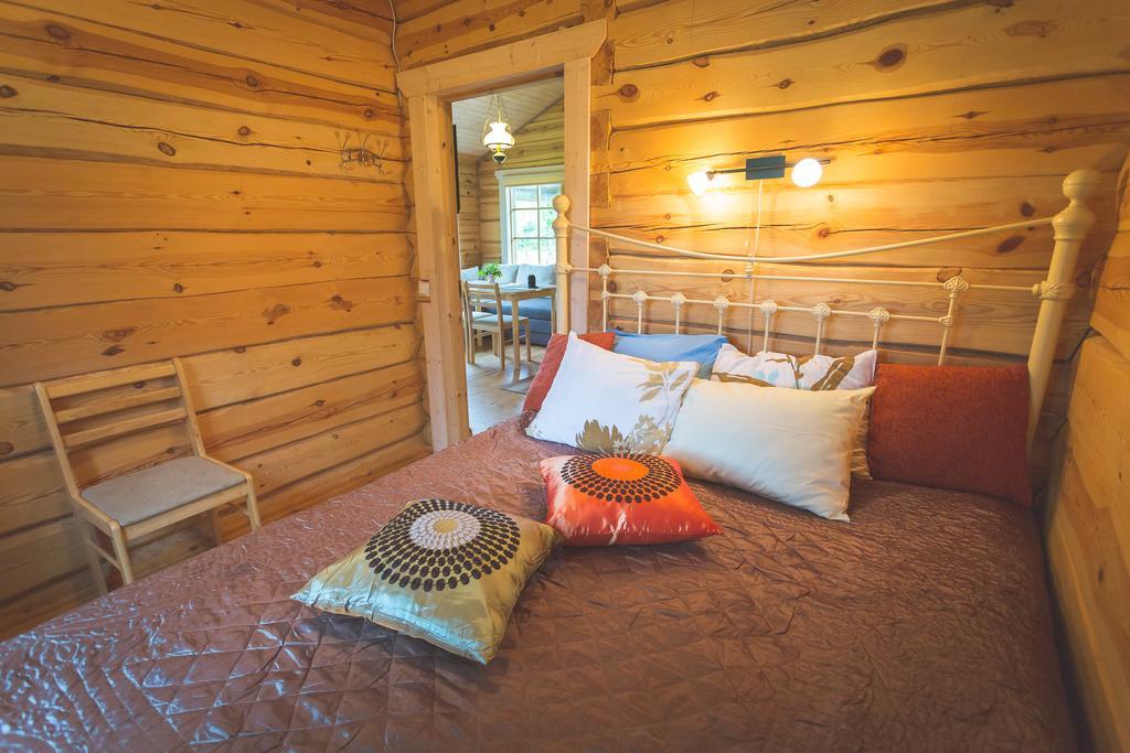 Arina Cottages Nasva الغرفة الصورة
