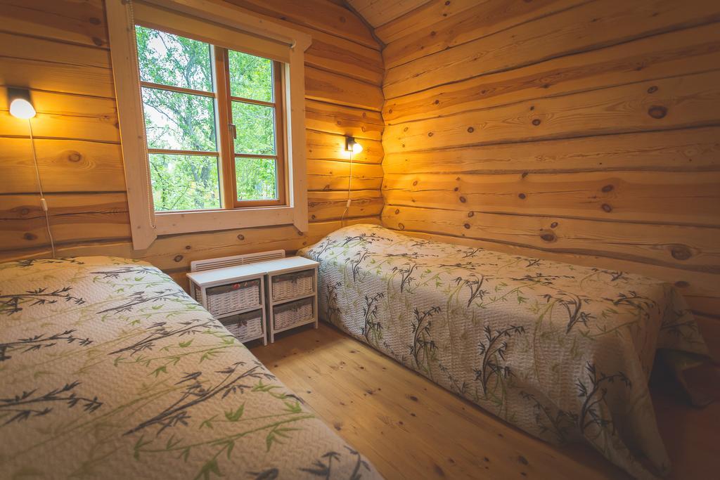 Arina Cottages Nasva الغرفة الصورة