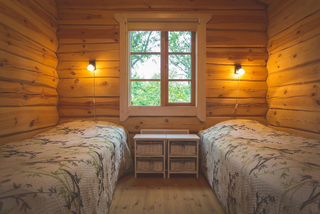 Arina Cottages Nasva الغرفة الصورة
